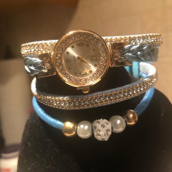 Boho wraparound NWT watch - Picture 3 of 5